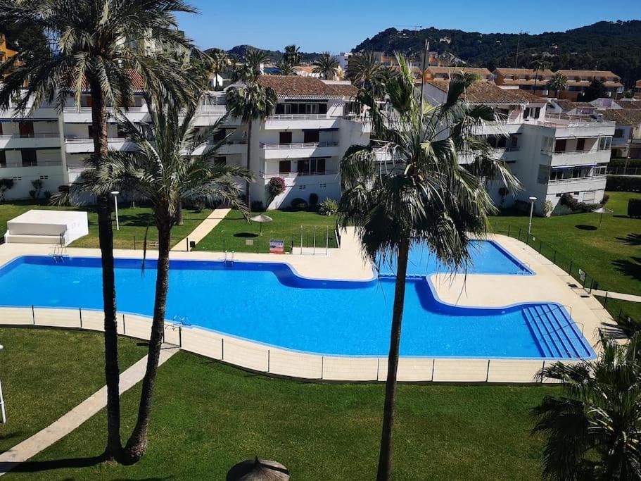 Casa En Urb. Con La Piscina Mas Grande De Javea. Extérieur photo