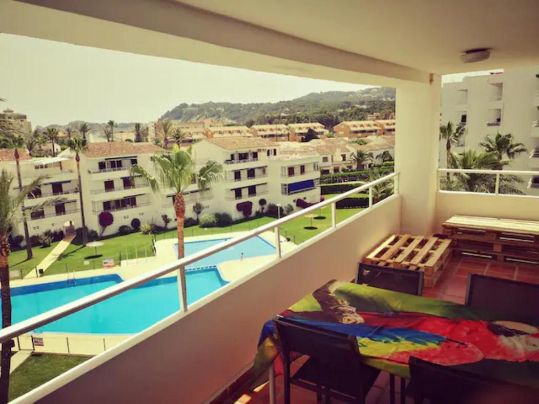 Casa En Urb. Con La Piscina Mas Grande De Javea. Extérieur photo